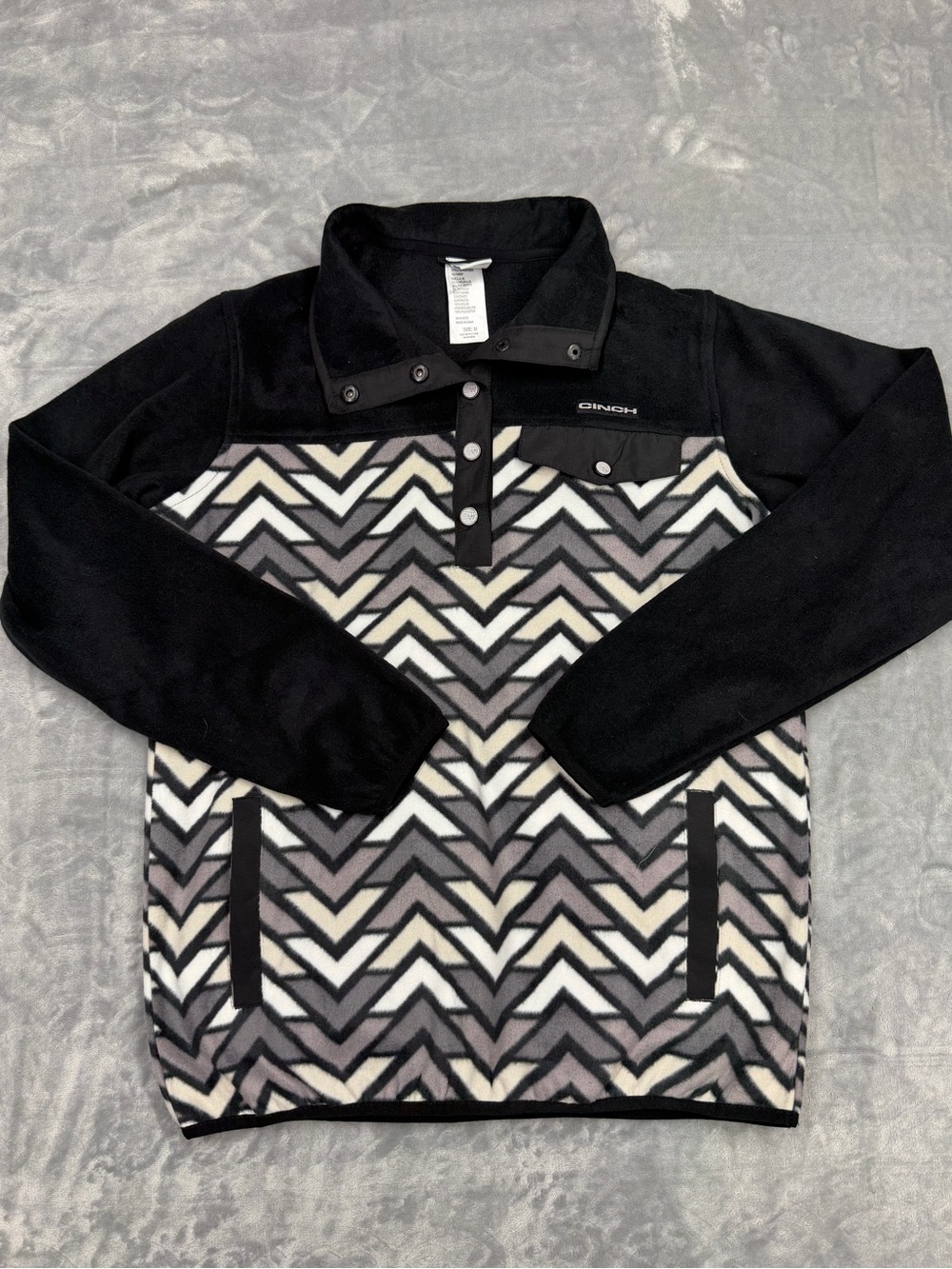 Cinch Long Sleeve Snap Neck Pullover